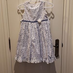 Girls dress